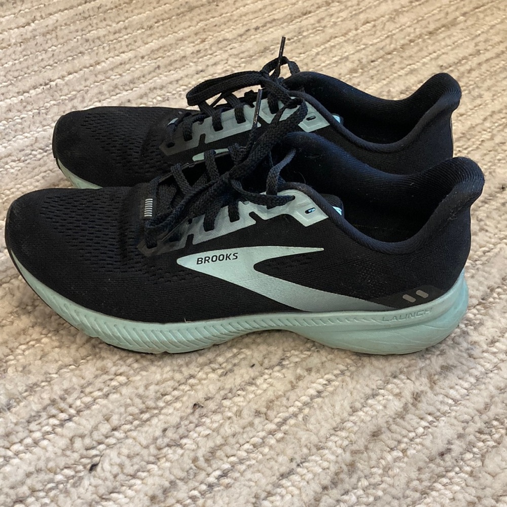 Brooks Launch, Women’s Running Shoe, size 10 US